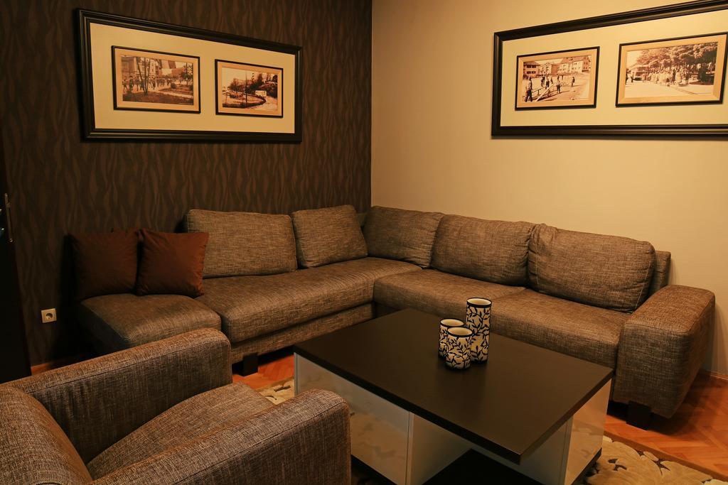 Hotel Jezero Bor Bagian luar foto