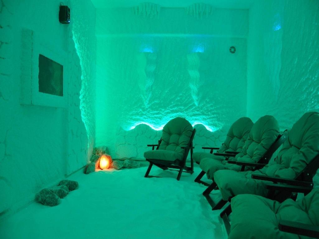 Hotel Jezero Bor Bagian luar foto