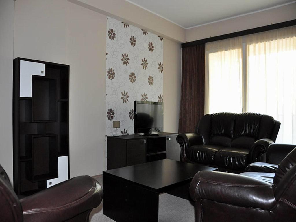 Hotel Jezero Bor Bagian luar foto